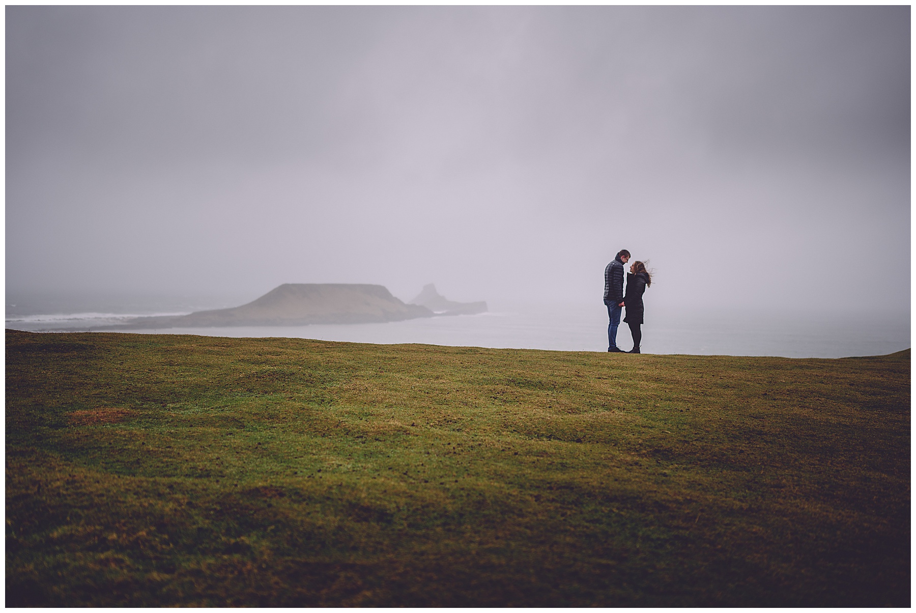 Rhossili Pre Wedding – Jessica & Thomas
